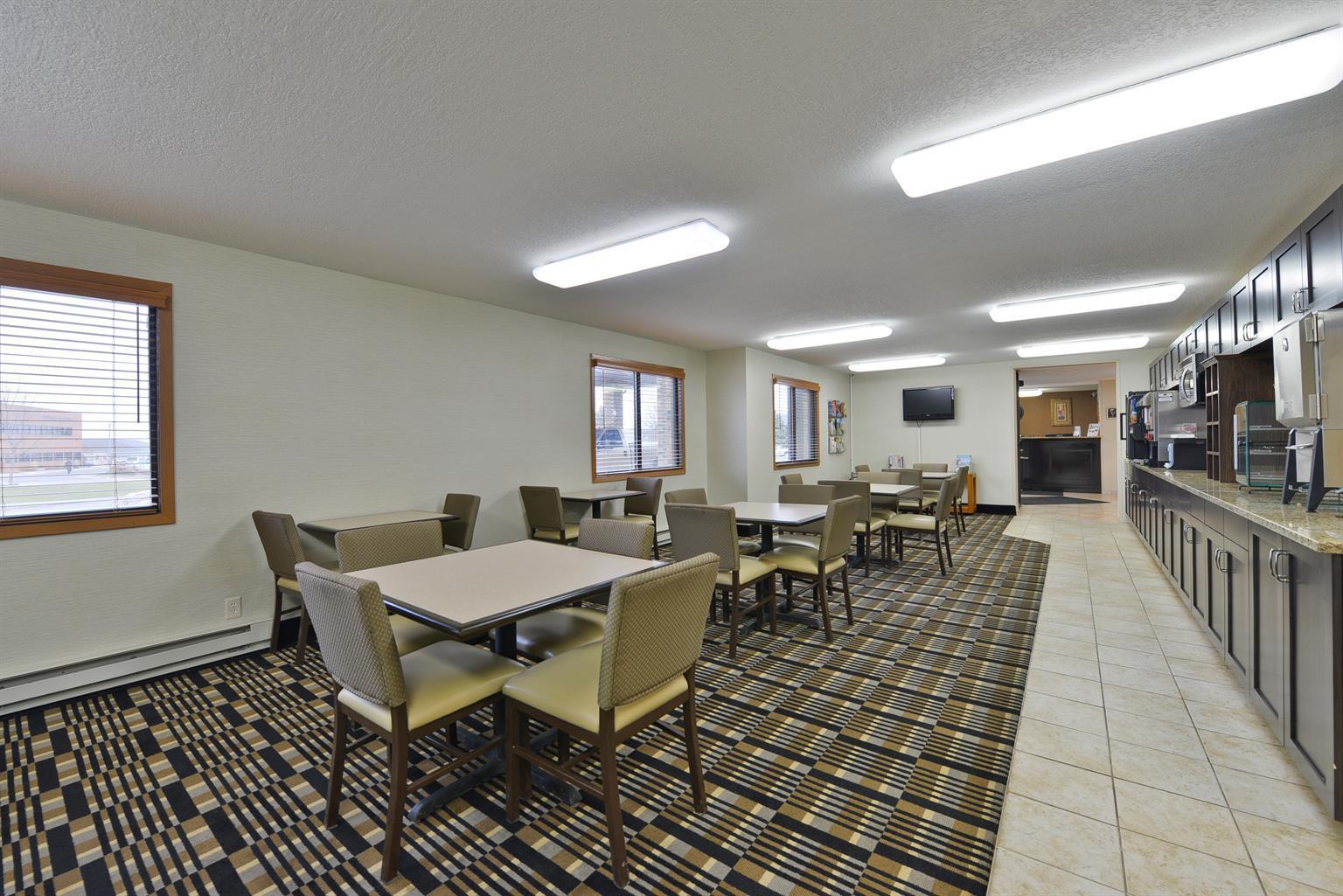 Americas Best Value Inn&Suites Bismarck Restaurant foto