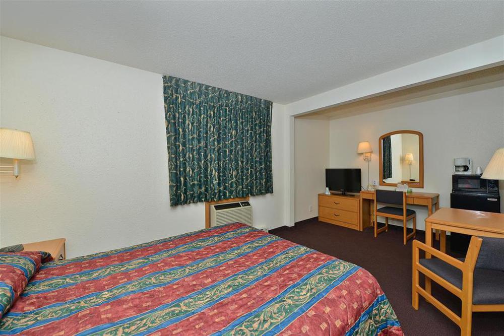 Americas Best Value Inn&Suites Bismarck Zimmer foto